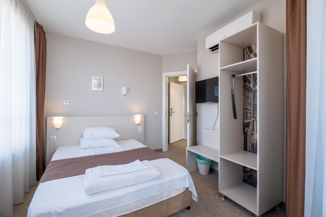 Blue Label Apart House София Экстерьер фото